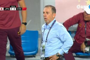 詹俊：技术底子薄节奏跟不上失误很多，国足能不能进一球赢一场?