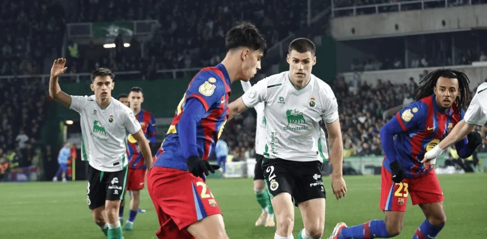 Yabo-世体：贝尔纳尔专注于留在巴萨，除非俱乐部明确要求离队